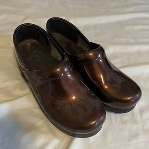 Dansko size 39